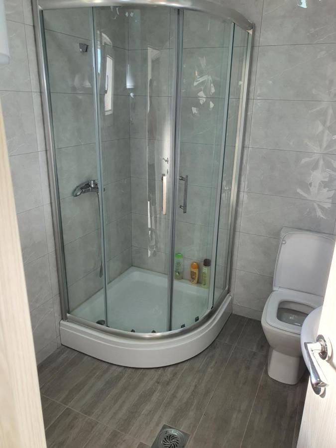 Apartman Tolosi 2 Подгорица Екстериор снимка